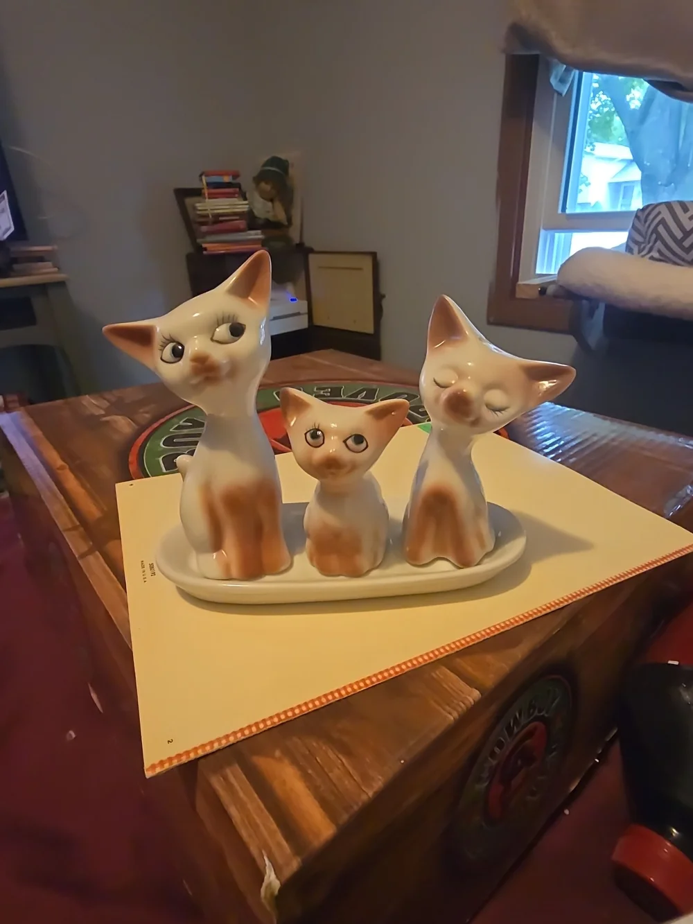 Vintage ceramic Siamese Cats salt & pepper, toothpick holder, under plate set of